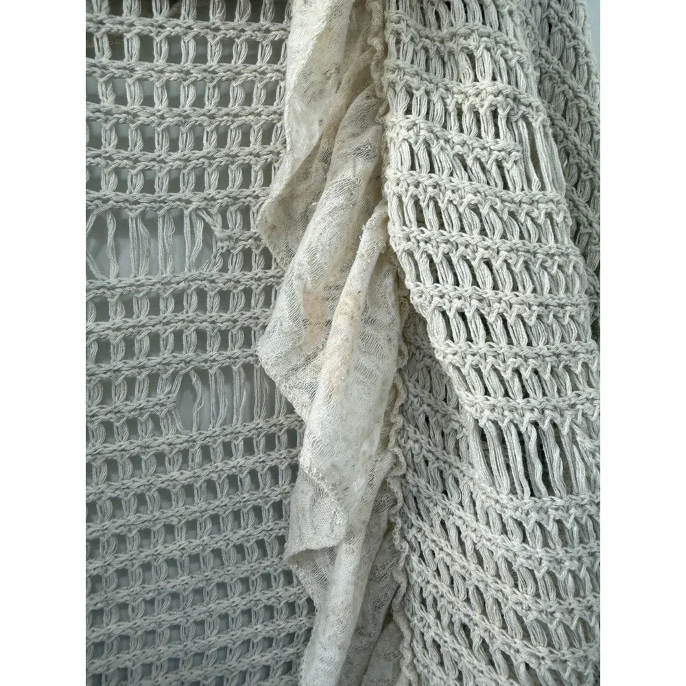 BKE Boutique Cream Crochet Open Knit Ruffle Cardigan Bolero Boho Womens Small
